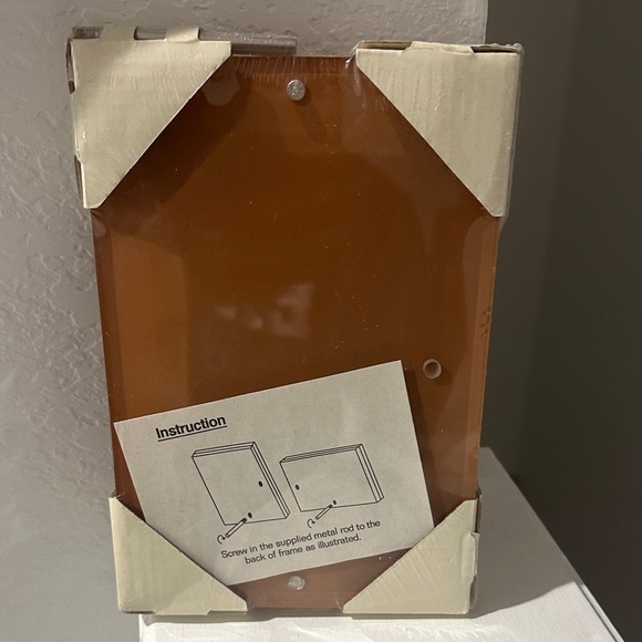 Elegant Glass Picture Frame - Picture 2 of 2